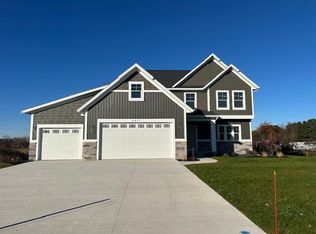 6471 Estate Dr SW, Byron Center, MI 49315