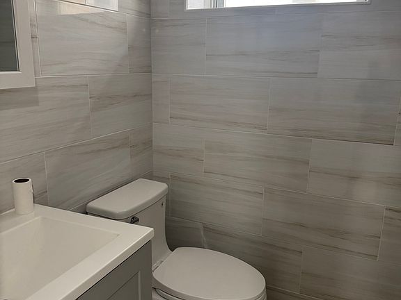 2nd image of 60 S Corona Ave #1