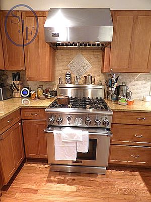 4th image of 411 Sterling Pl #1