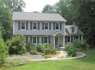 218 Porters Hill Rd, Trumbull, CT 06611