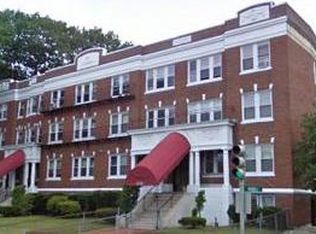218 Jamaicaway APT 9, Boston, MA 02130