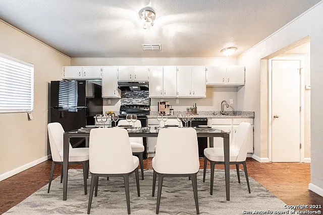 1 bed, 1.0 bath, 700 sqft, $850 — Photo 3