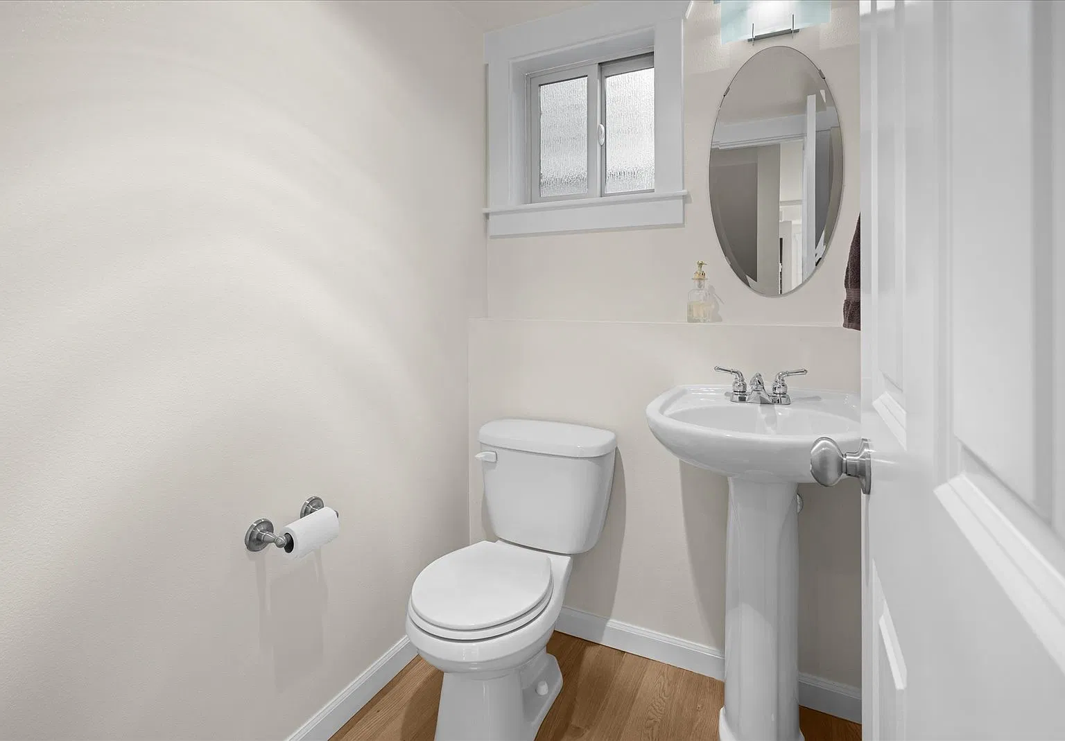 2 bed, 2.5 bath, 1305 sqft, $3,400 — Photo 3
