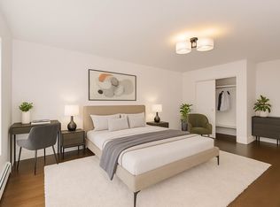 100 W 27th St, New York, NY 10001