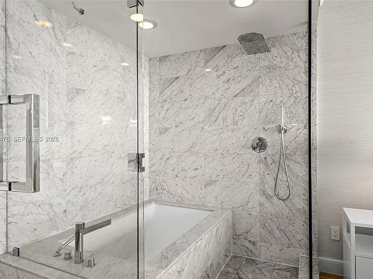 3131 NE 7th Ave #2101 — Photo 35