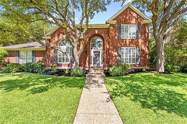 1st image of 10404 Cassia Dr