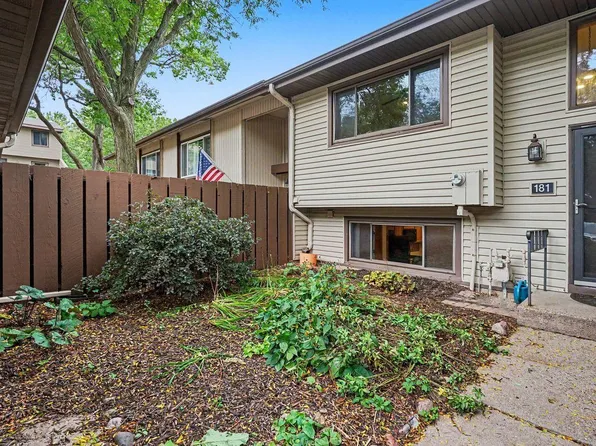 181 River Woods Ln, Burnsville, MN 55337