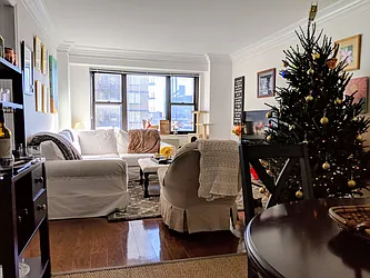 Rented by PocketBroker Inc