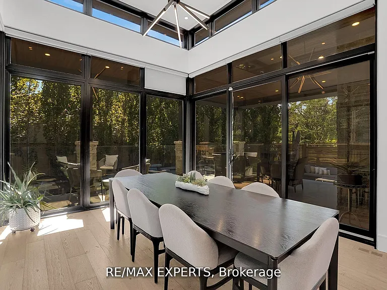 7 Woodvalley Dr — Photo 13