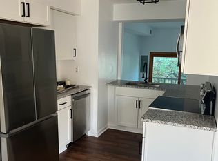 674 Carriage Cir, Pittsburgh, PA 15205