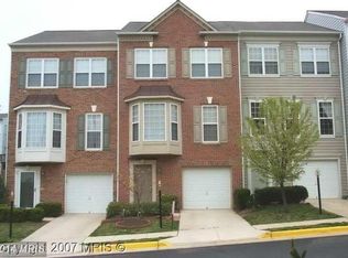 6414 Hawk View Ln, Alexandria, VA 22312