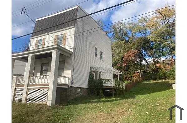 Building Photo - 382 Keever Ave