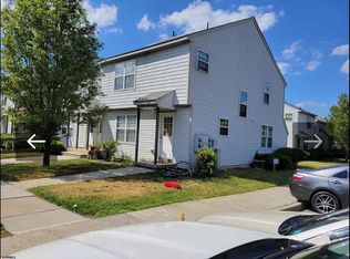 16 Oyster Bay Rd APT A, Absecon, NJ 08201