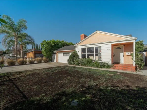 14537 Hesby St, Sherman Oaks, CA 91403