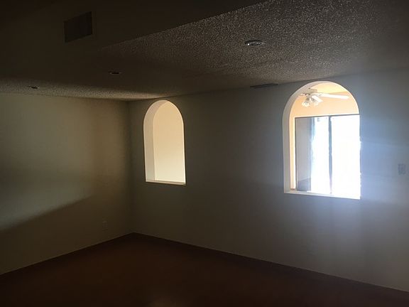 3rd image of 16483 NE 27th Ave