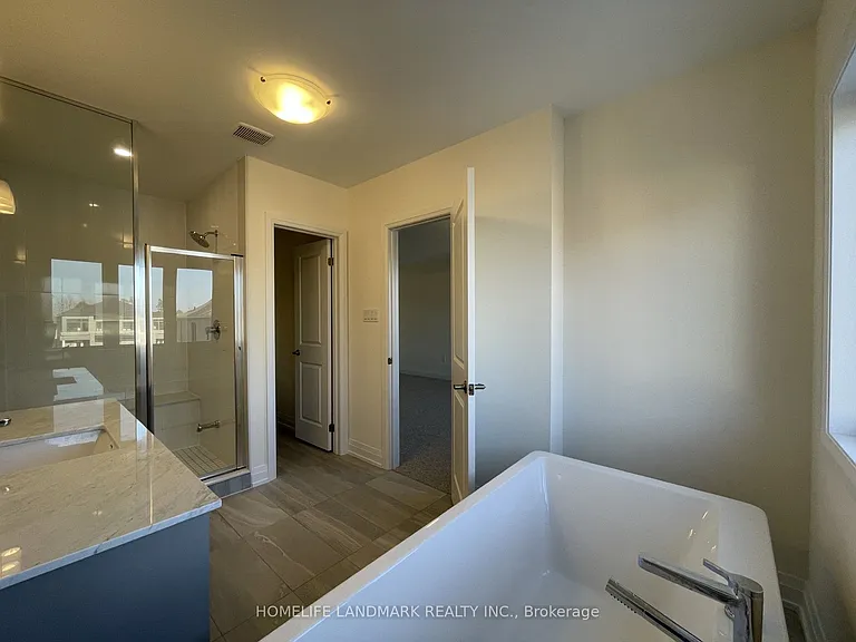 38 Daisy St — Photo 16