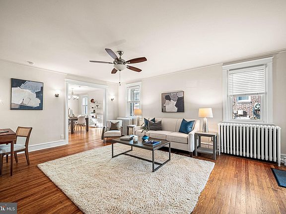 2nd image of 2222 Bryn Mawr Ave