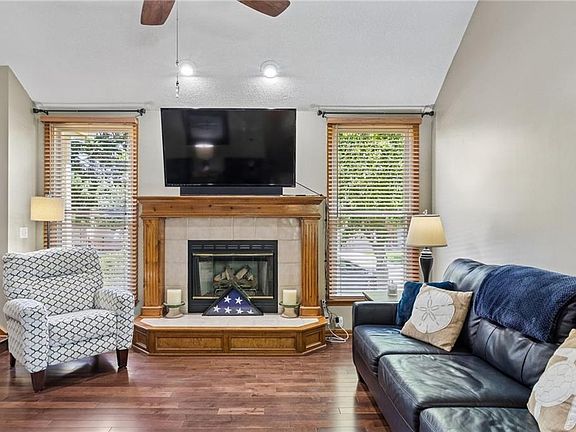 5th image of 8712 N Lathrop Ave