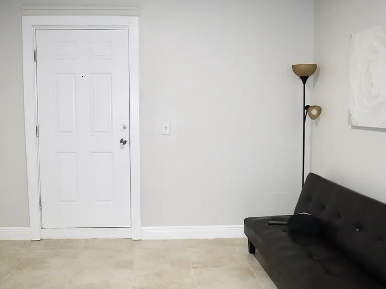 232 Satinwood Cir #1 — Photo 10