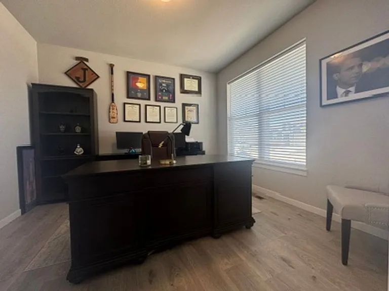 7983 Pennydale Dr — Photo 3