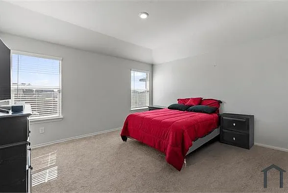 3041 Manu St — Photo 12
