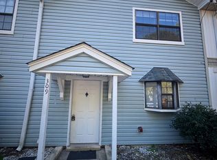 309 Oxford Ct, Mary Esther, FL 32569