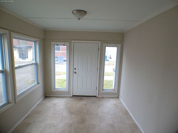 3rd image of 519 E Minnesota St