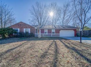 1118 Highland Dr, Rolla, MO 65401