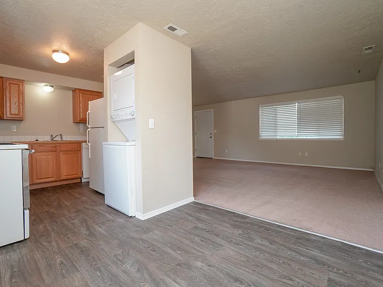 2208 S Owyhee St — Photo 8