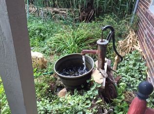 1113 S Meadowhaven Ln, Derby, KS 67037