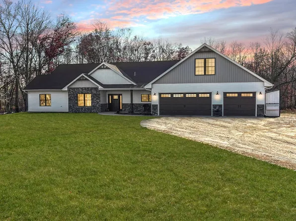 7705 470th St, Harris, MN 55032
