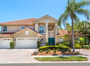 1965 Canterbury Dr, Indialantic, FL 32903