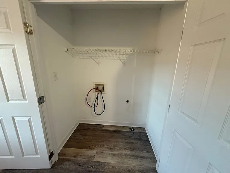 4117 Juniper Ln NW — Photo 7