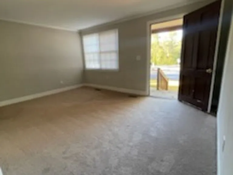 706 N Horner Blvd — Photo 13
