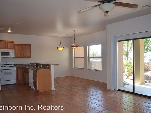 3rd image of 550 El Molino Blvd