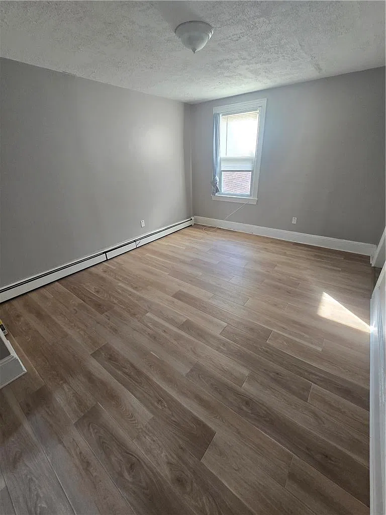 1 bed, 1.0 bath, 600 sqft, $1,250 — Photo 4
