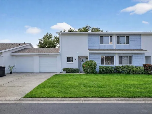 6490 Cape Hatteras Way NE APT 2, Saint Petersburg, FL 33702