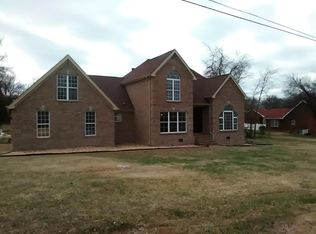 517 Jones Ln, Hendersonville, TN 37075