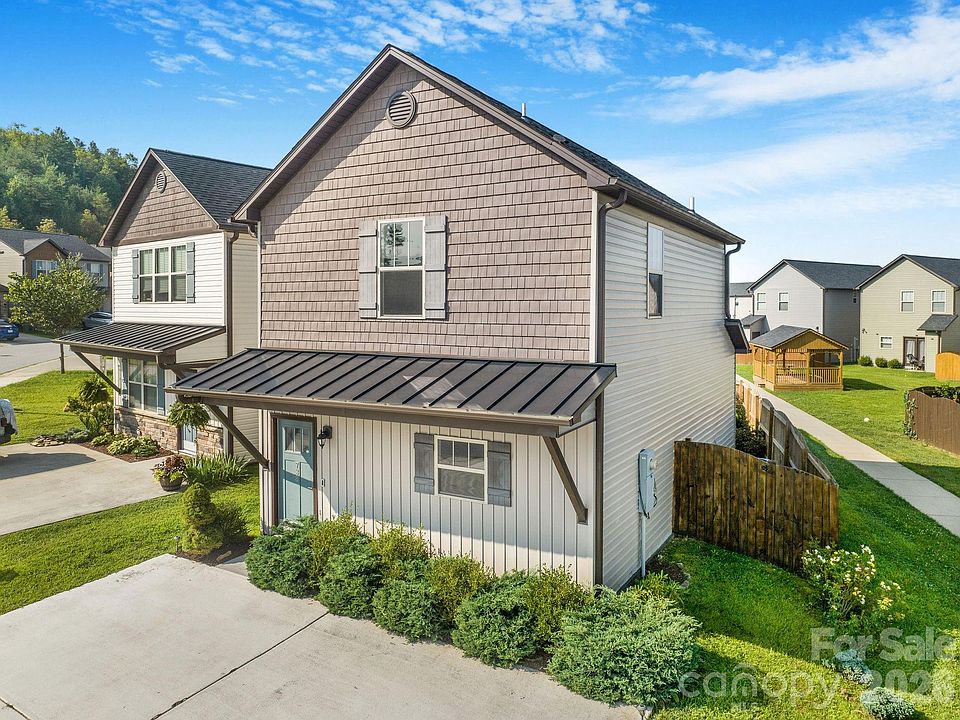 1st image of 738 Cardwell Ln