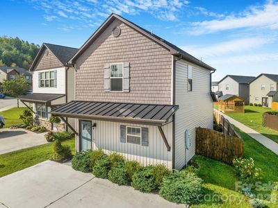 738 Cardwell Ln, Fletcher, NC, 28732