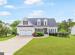 447 W Wind Dr, Villa Rica, GA 30180