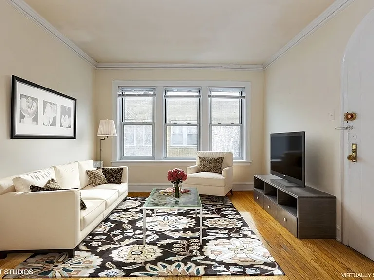 4443 N Wolcott Ave #3E — Photo 2