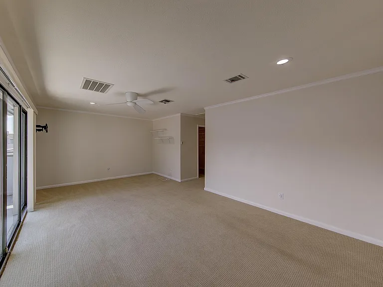 1914 Augusta Dr #25 — Photo 14