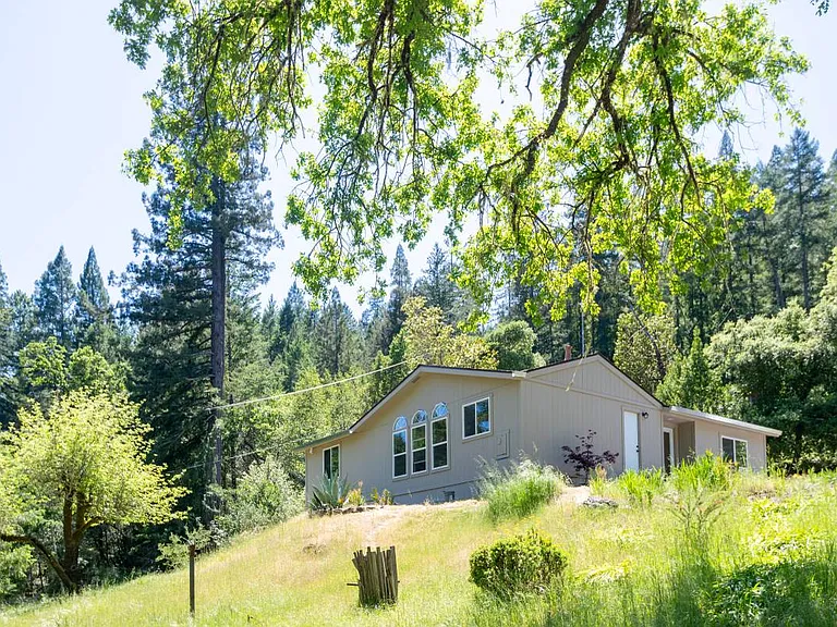 Kramer Rd — Photo 20