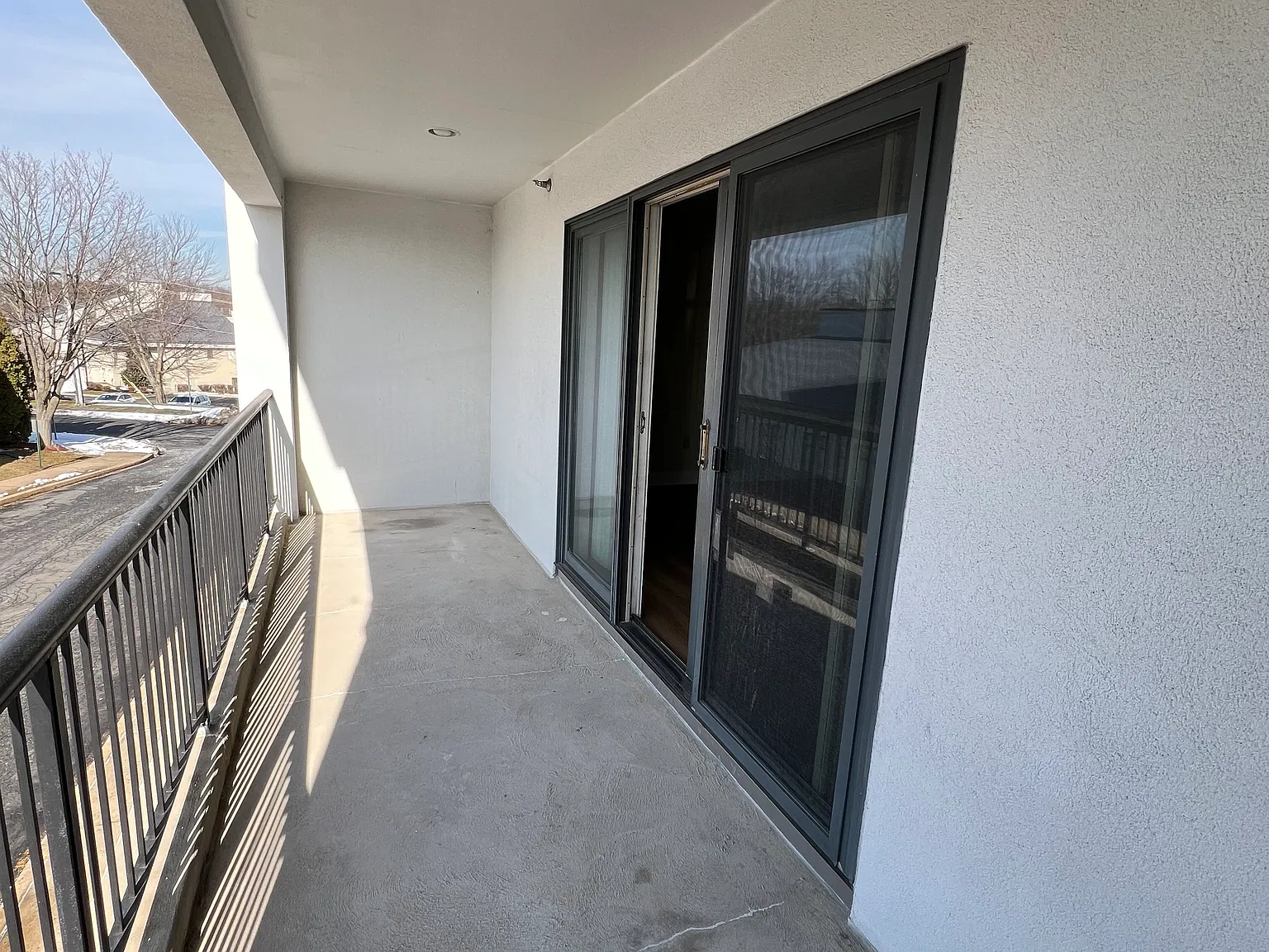 2 bed, 1280 sqft, $1,900 — Photo 3