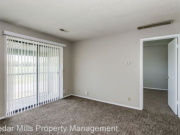 5th image of 525 W 37th St N APT 102