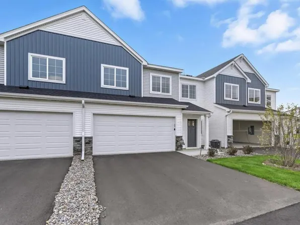 8855 Meadowcrest Dr NE, Monticello, MN 55328