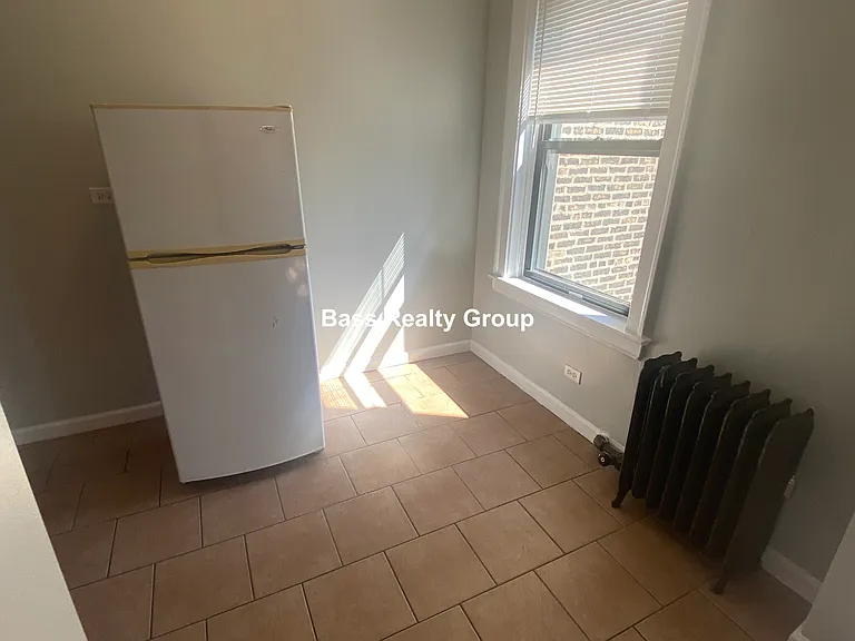 1723 W Estes Ave #210 — Photo 9