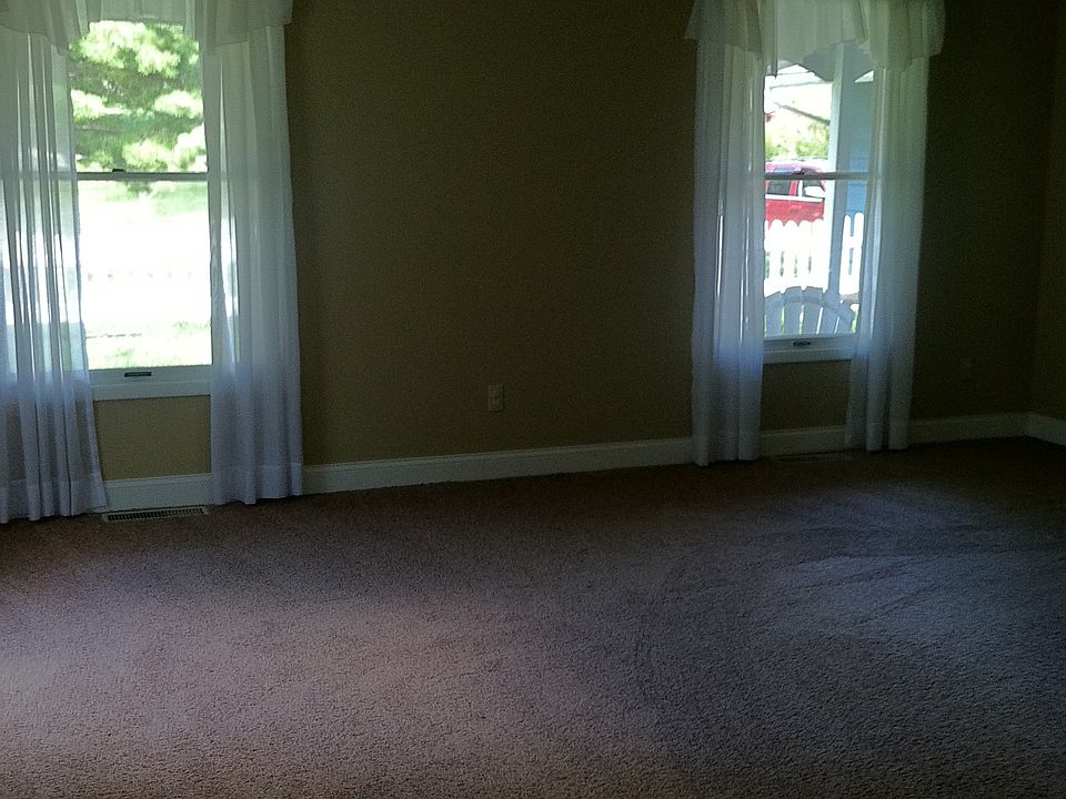Front Livingroom