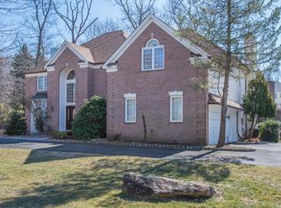 46 Canterbury Rd, Denville, NJ 07834